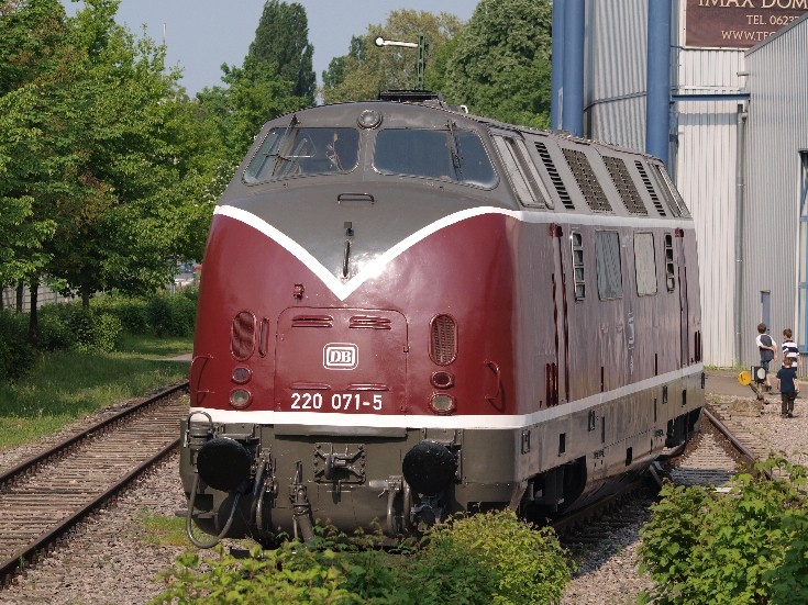 [Image: 6806.jpg]