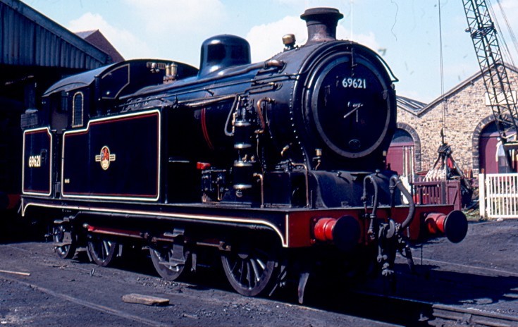 ex-LNER class N7 0-6-2T 69621