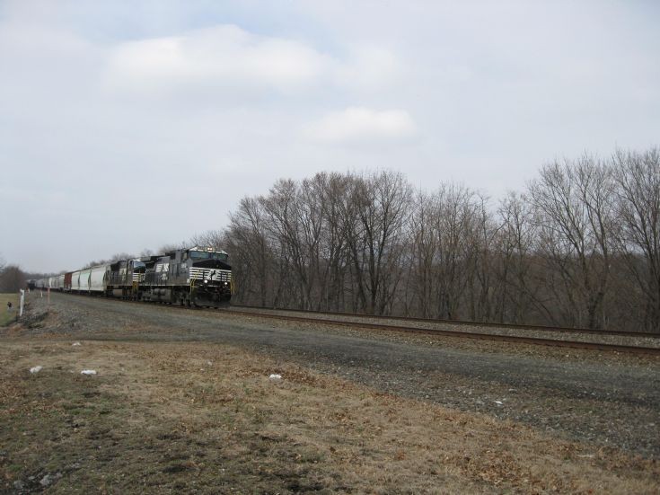 Norfolk Southern 9810 in Newport, PA