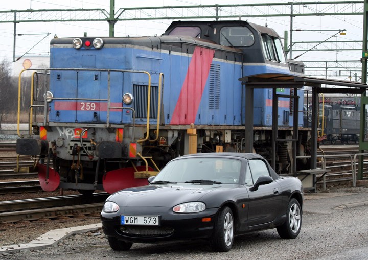 Green Cargo T44 shunter no. 259