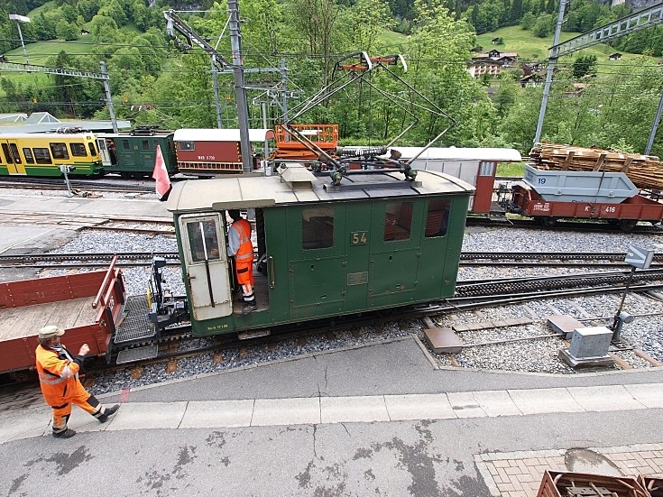 lok 54