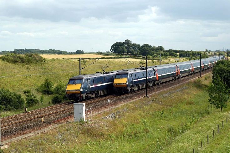 Class 91's passing at Colton