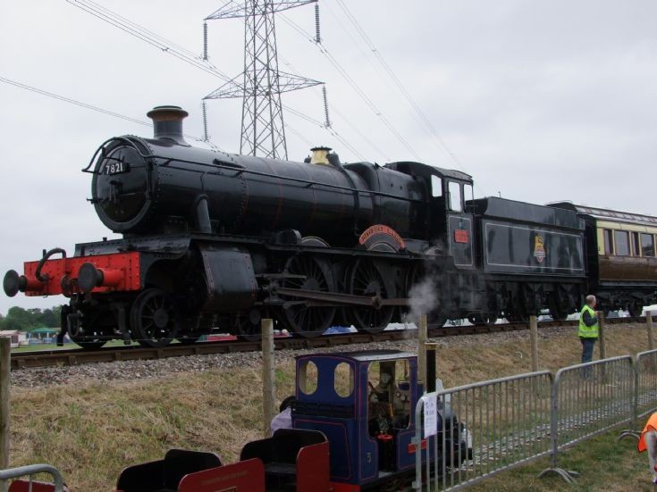 Steam Locomotive 7821