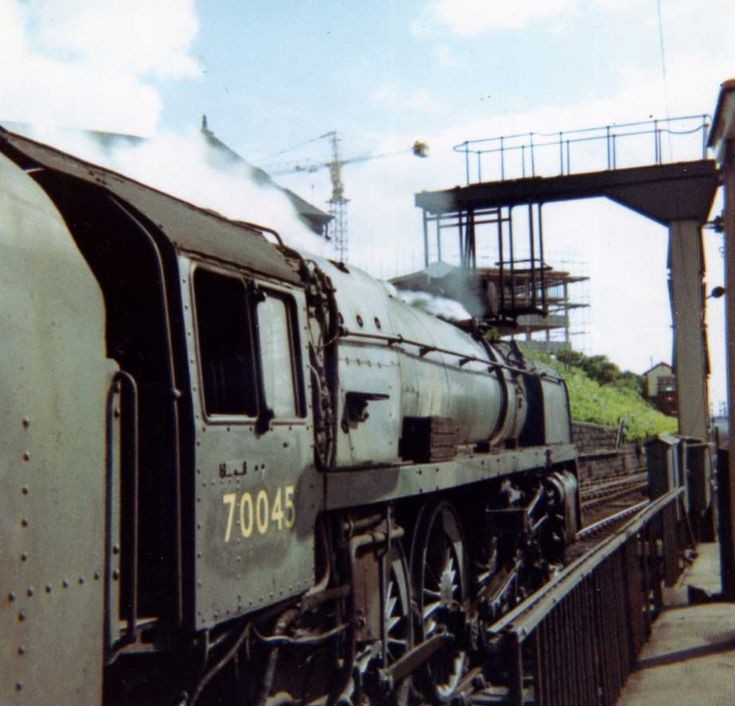 70045 LORD ROWALLAN