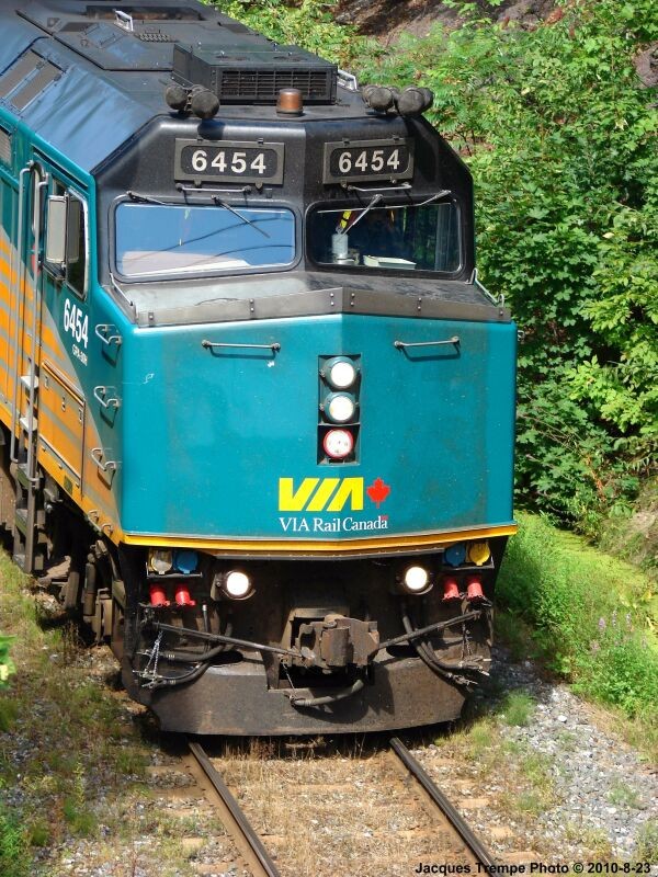 Via Rail 6454