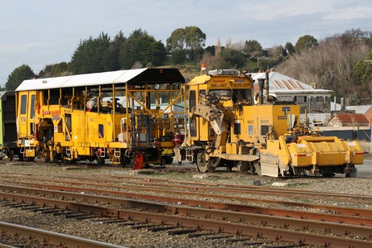 Track Maintence Gear two