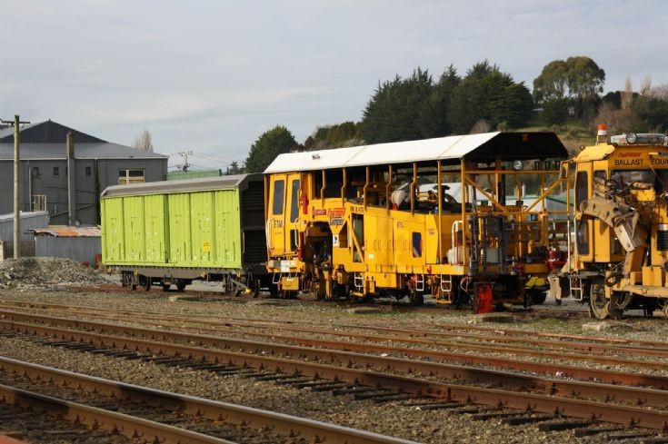 Track Maintenance gear one